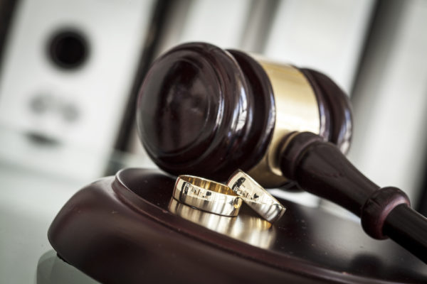 Divorce Court - AdobeStock_114416567