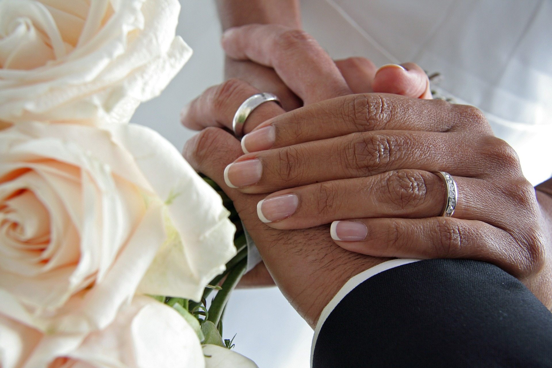 Wedding vows taken seriously Pixabay couple-559429_1920