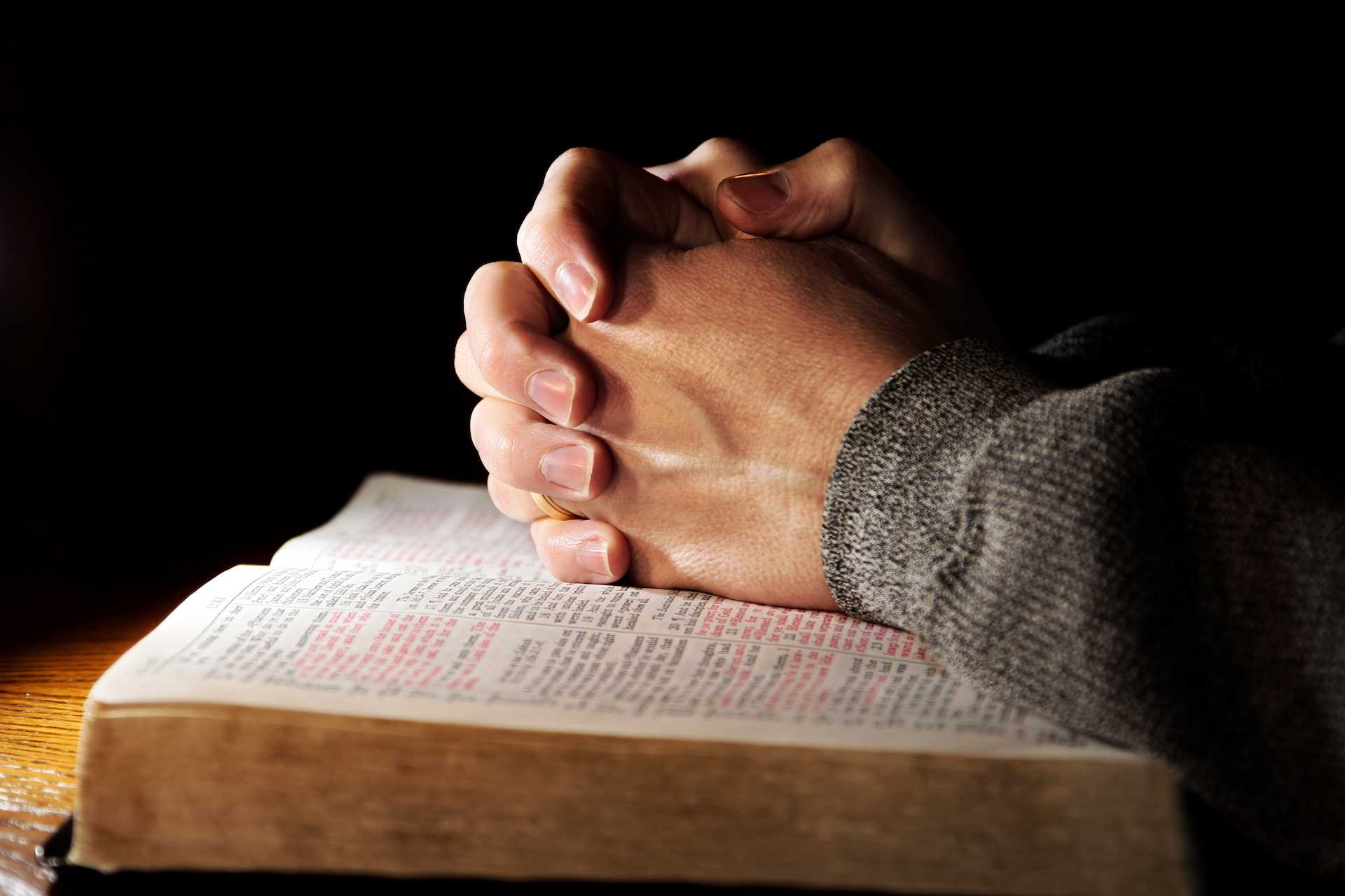 Fighting for Marriage Prayer - AdobeStock_30469296