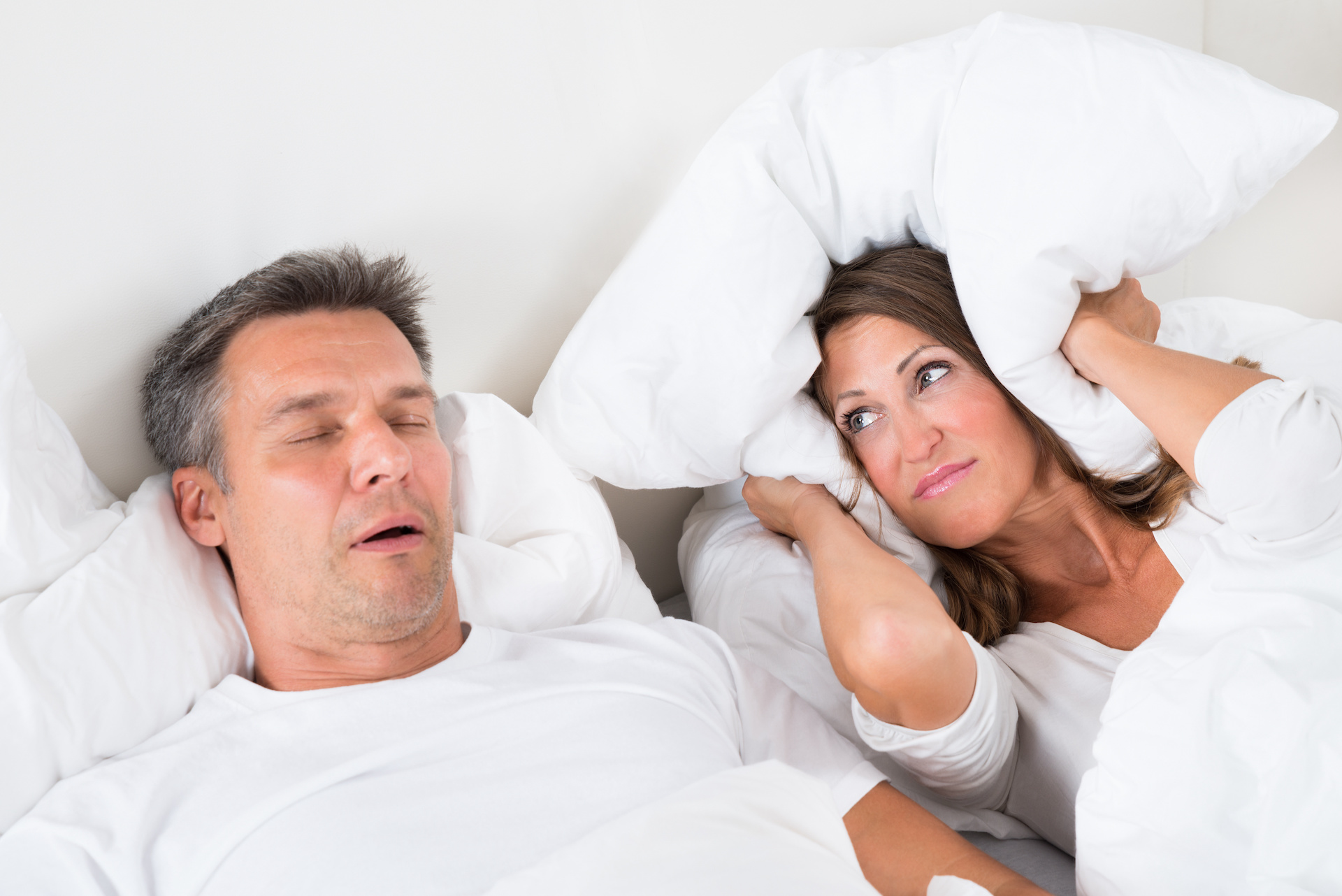 Is It Okay For Spouses To Sleep In Separate Bedrooms Marriage 